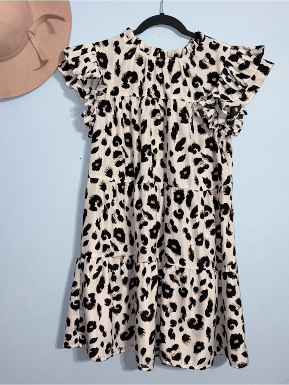 Small Leopard print babydoll style Ruffle Sleeve Dress - Black & Cream
